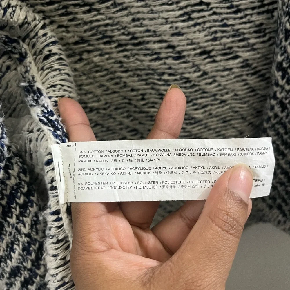 Women's Black, blue and White Sweater - Picture 3 of 6